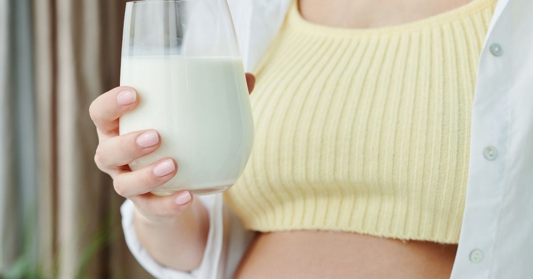 Tầm quan trọng của sữa bầu cho sức khỏe của người mẹ